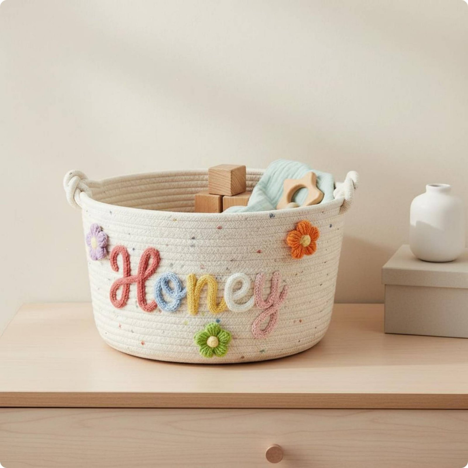 กล่องเก็บของปักชื่อสำหรับเด็กอ - Baby Nursery Basket บทวิจารณ์และราคา